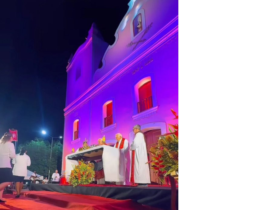 Com procissão e hasteamento da bandeira, começa festa de São Sebastião em Ouricuri; celebração marca 35 anos dos frades capuchinhos na cidade